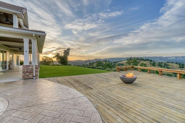 11660 Rusty Spur Lane, Clovis, CA 93619