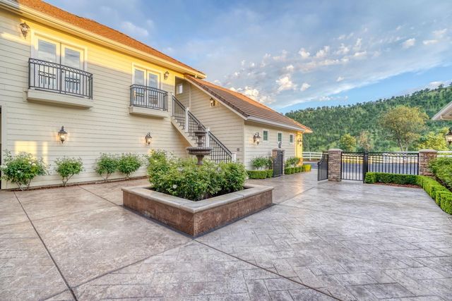 11660 Rusty Spur Lane, Clovis, CA 93619