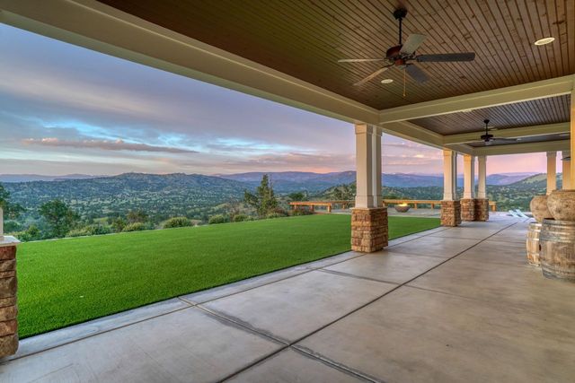 11660 Rusty Spur Lane, Clovis, CA 93619