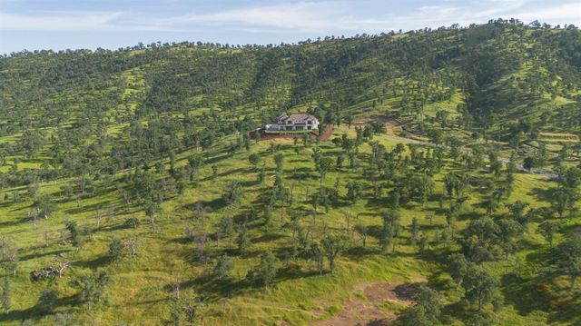 11660 Rusty Spur Lane, Clovis, CA 93619