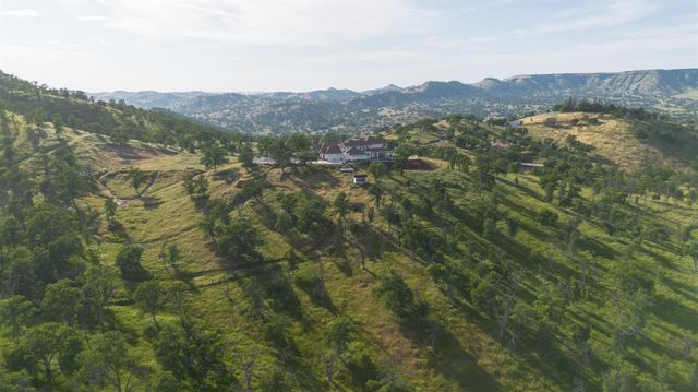 11660 Rusty Spur Lane, Clovis, CA 93619