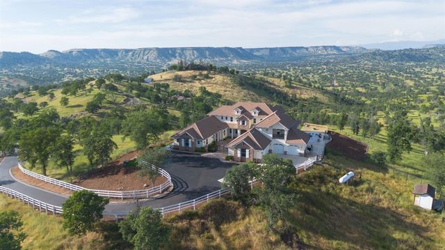 11660 Rusty Spur Lane, Clovis, CA 93619