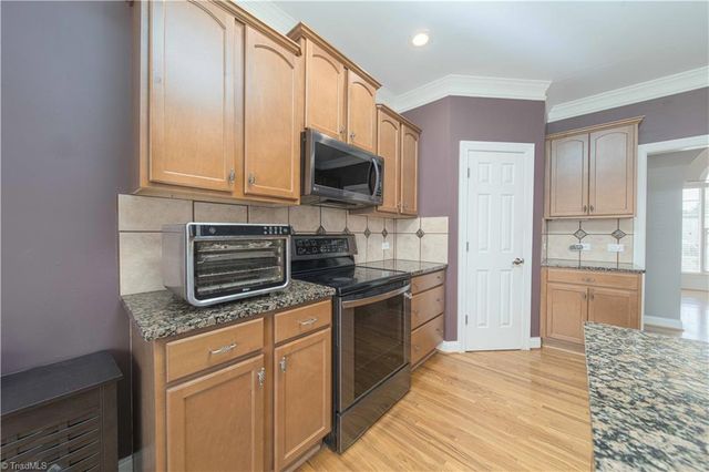 4617 Kellys Trail, Winston-salem, NC 27101