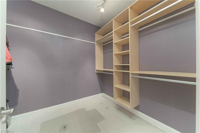 4617 Kellys Trail, Winston-salem, NC 27101