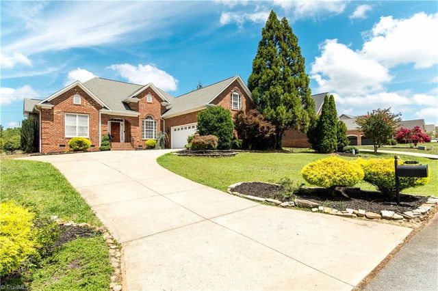 4617 Kellys Trail, Winston-salem, NC 27101