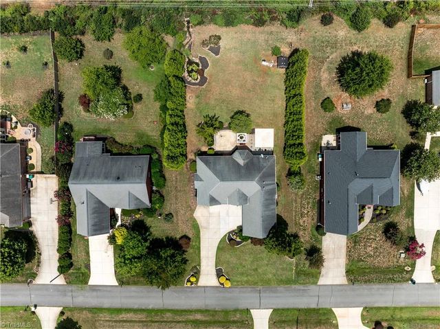 4617 Kellys Trail, Winston-salem, NC 27101