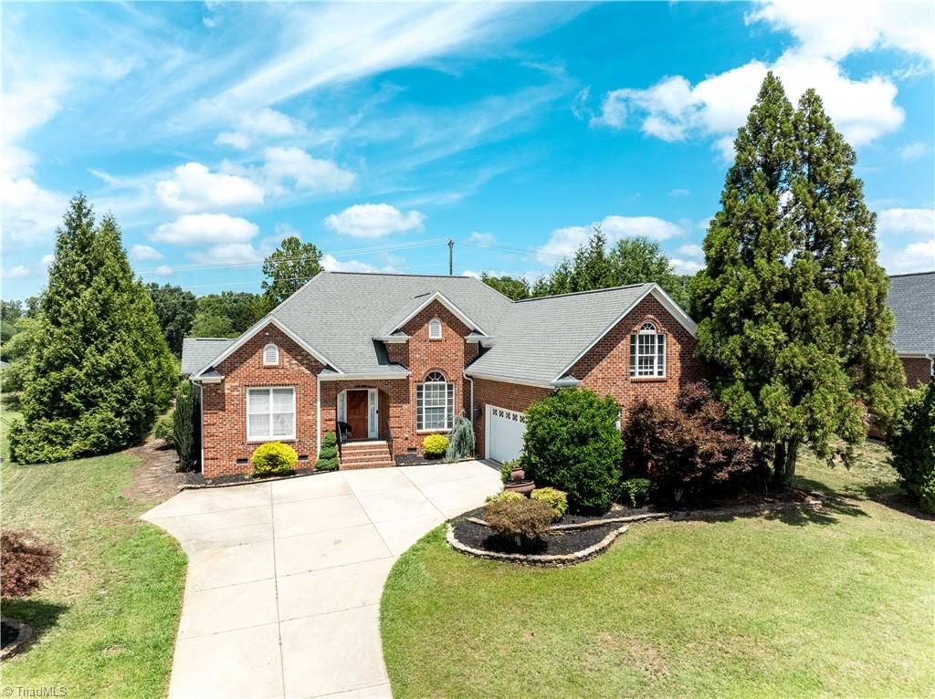 4617 Kellys Trail, Winston-salem, NC 27101