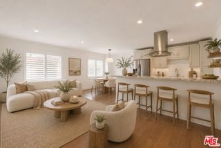 933 11th Street 21, Santa Monica, CA 90403