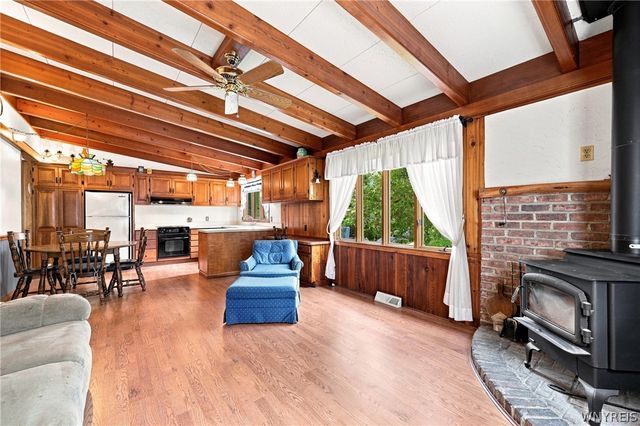 6394 Armor Duells Road, Orchard Park, NY 14127