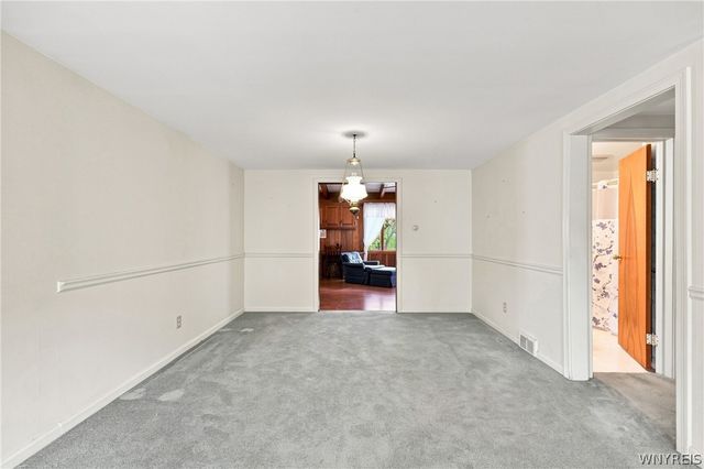 6394 Armor Duells Road, Orchard Park, NY 14127
