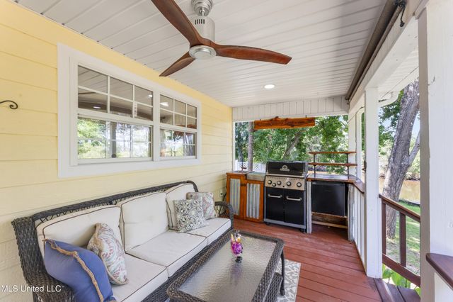 1701 Lucina Cove, Gautier, MS 39553