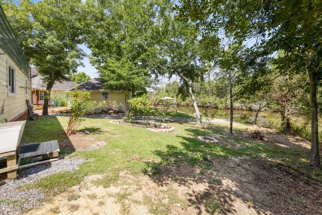 1701 Lucina Cove, Gautier, MS 39553