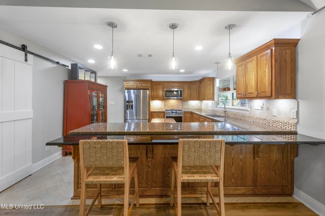 1701 Lucina Cove, Gautier, MS 39553