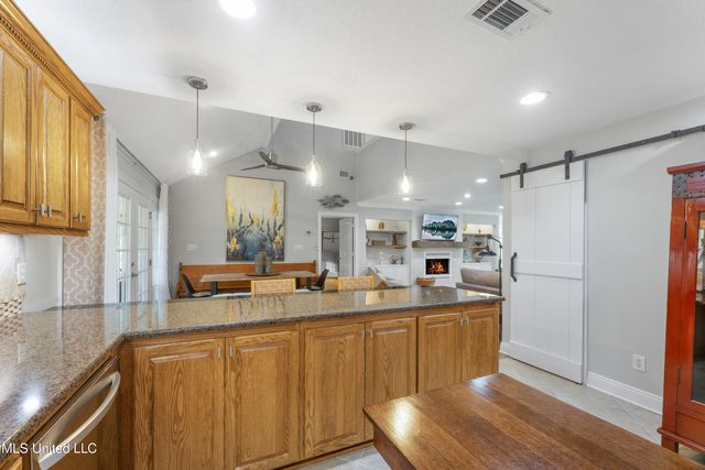 1701 Lucina Cove, Gautier, MS 39553