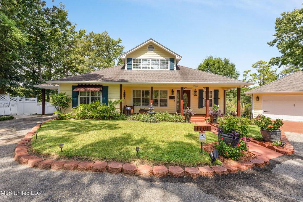 1701 Lucina Cove, Gautier, MS 39553
