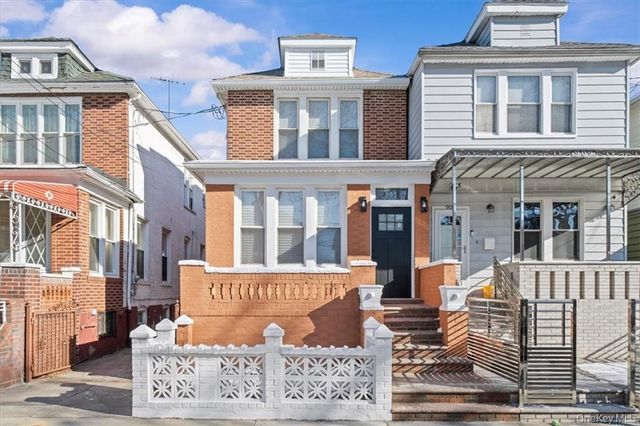 905 E 49th Street, Brooklyn, NY 11203