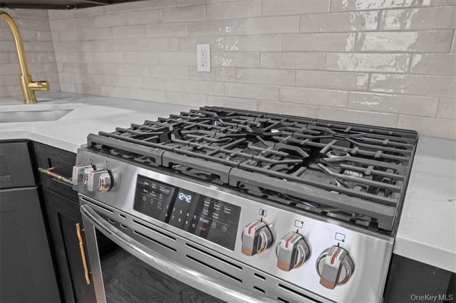 905 E 49th Street, Brooklyn, NY 11203