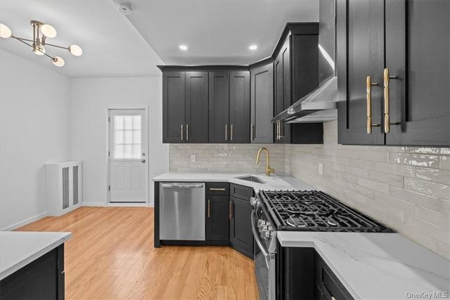 905 E 49th Street, Brooklyn, NY 11203