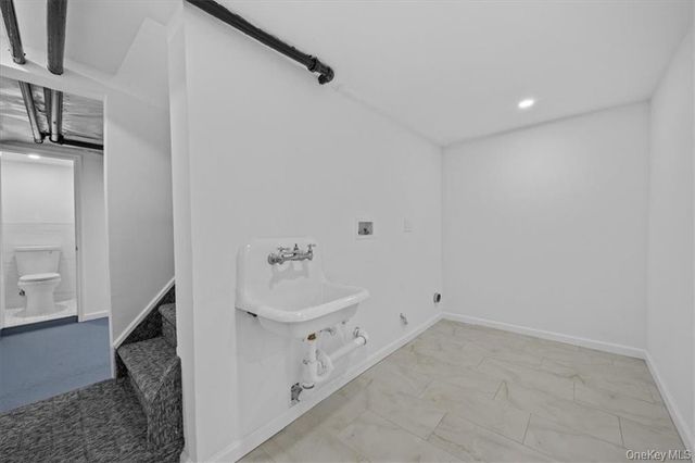 905 E 49th Street, Brooklyn, NY 11203