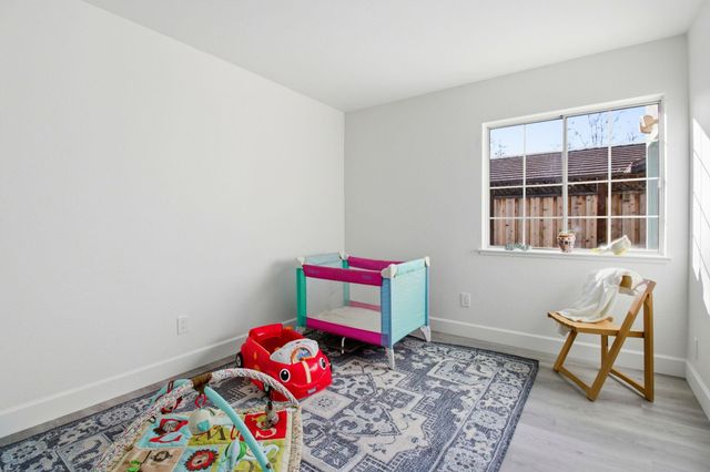 6953 Foxtail Dr, Livermore, CA 94551