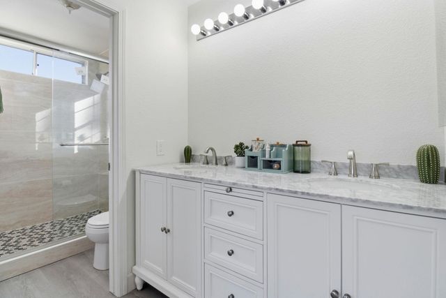 6953 Foxtail Dr, Livermore, CA 94551