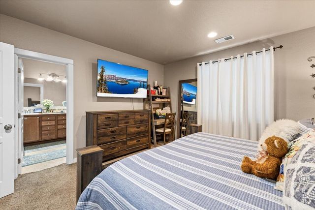 1459 Spring Street, Medford, OR 97504