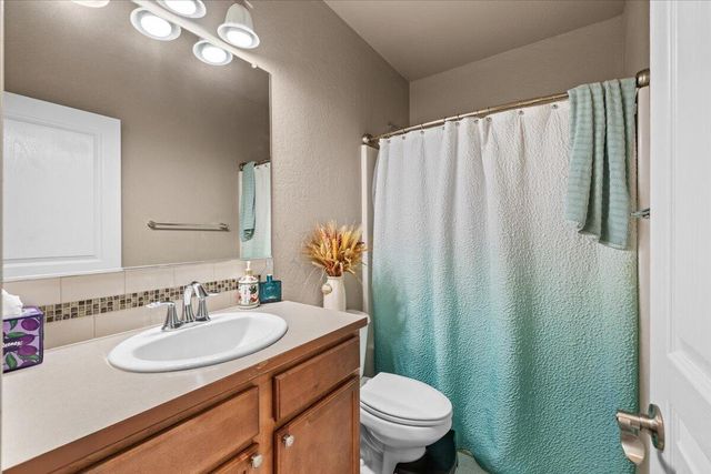 1459 Spring Street, Medford, OR 97504