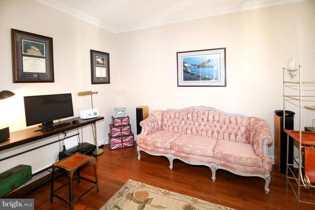 18400 LANIER ISLAND SQ, Leesburg, VA 20176