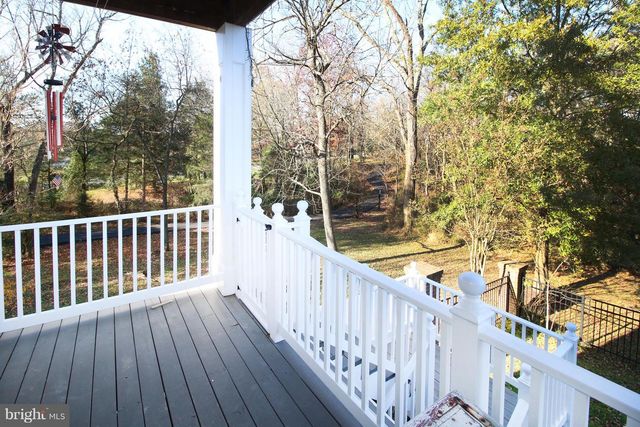 18400 LANIER ISLAND SQ, Leesburg, VA 20176
