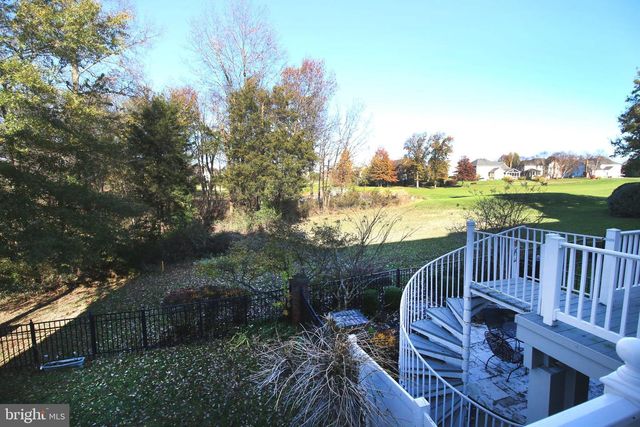 18400 LANIER ISLAND SQ, Leesburg, VA 20176