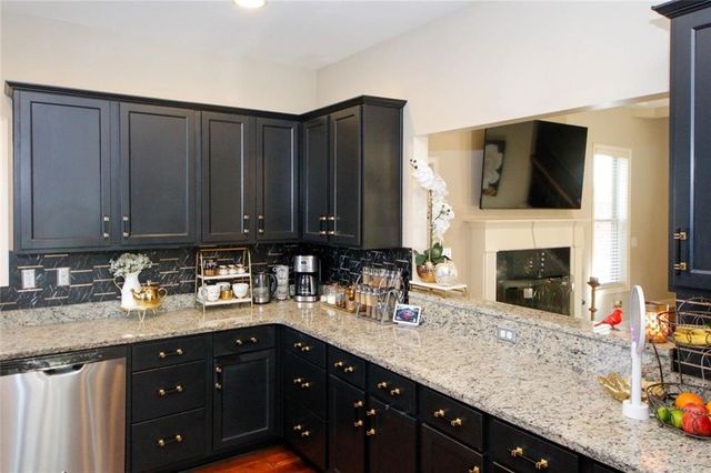 2480 Park Estates Drive, Snellville, GA 30078