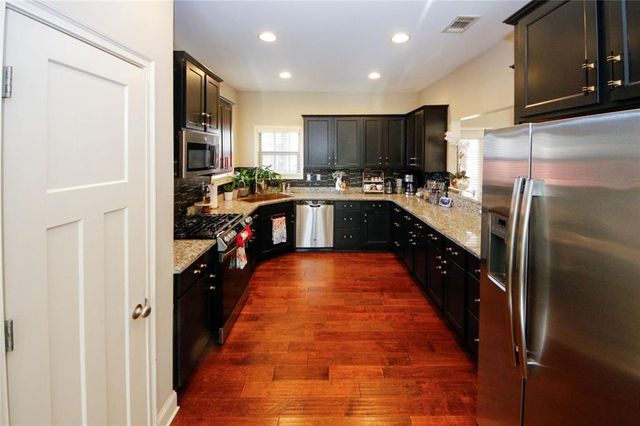 2480 Park Estates Drive, Snellville, GA 30078