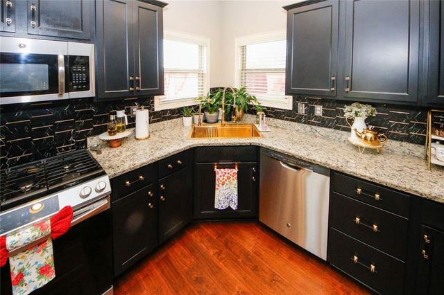 2480 Park Estates Drive, Snellville, GA 30078