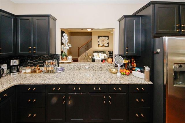 2480 Park Estates Drive, Snellville, GA 30078