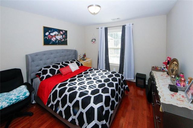 2480 Park Estates Drive, Snellville, GA 30078