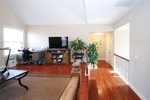 2480 Park Estates Drive, Snellville, GA 30078