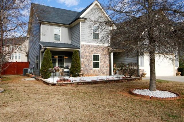 2480 Park Estates Drive, Snellville, GA 30078