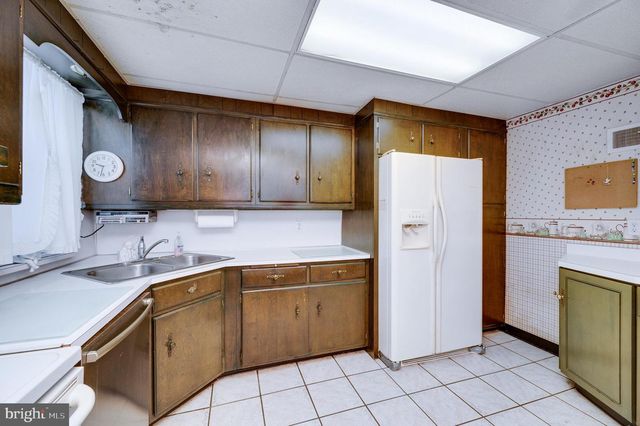 1973 WOODVALE AVE, Reading, PA 19606