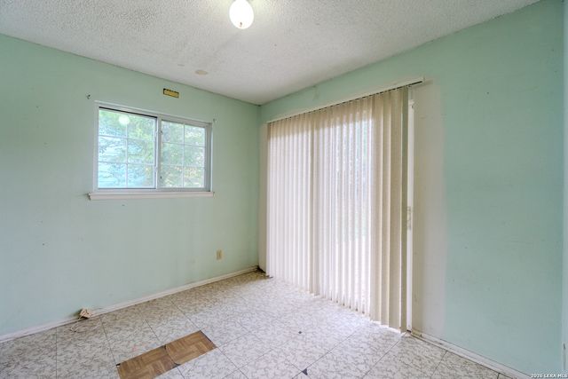 5230 OVERPOOL ST, San Antonio, TX 78228