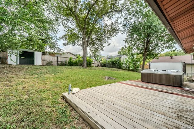 5230 OVERPOOL ST, San Antonio, TX 78228