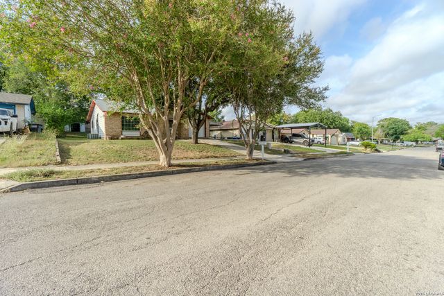 5230 OVERPOOL ST, San Antonio, TX 78228