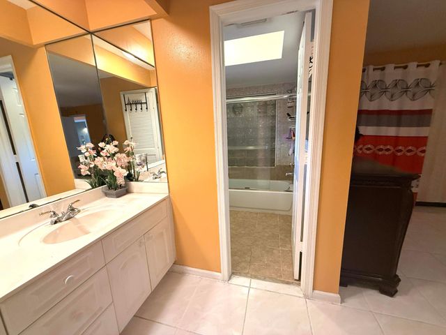 5279 W Woodstone Cir Circle W, Lake Worth, FL 33463