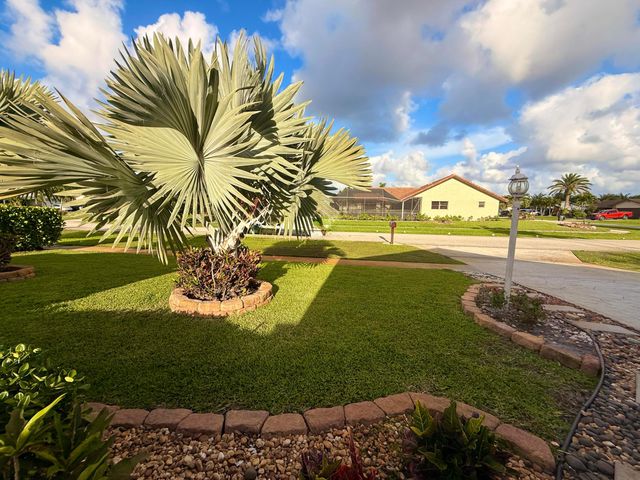 5279 W Woodstone Cir Circle W, Lake Worth, FL 33463