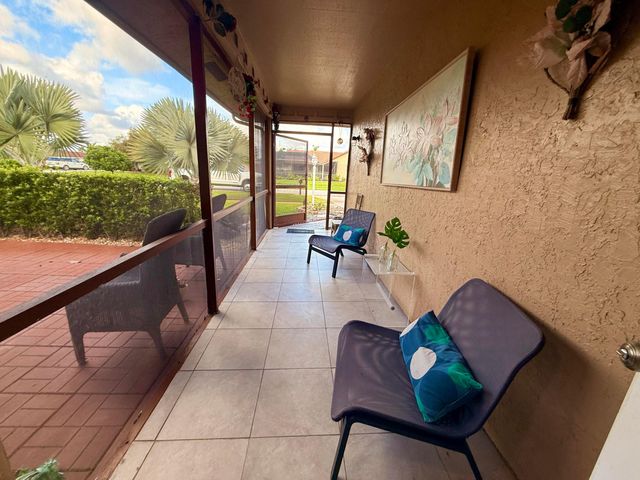 5279 W Woodstone Cir Circle W, Lake Worth, FL 33463