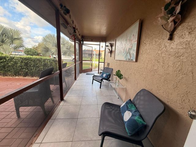 5279 W Woodstone Cir Circle W, Lake Worth, FL 33463