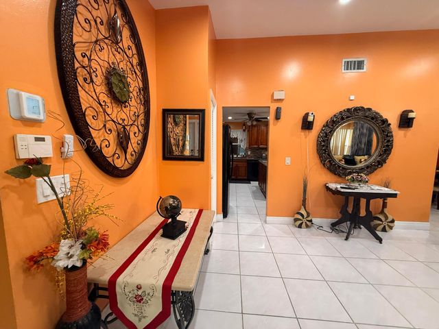 5279 W Woodstone Cir Circle W, Lake Worth, FL 33463