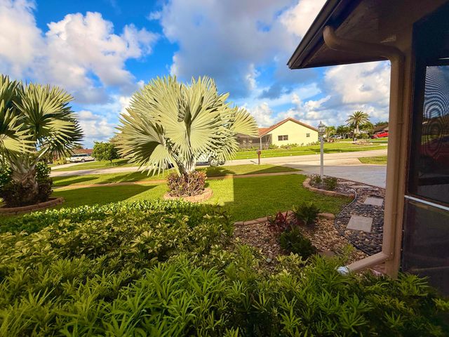 5279 W Woodstone Cir Circle W, Lake Worth, FL 33463
