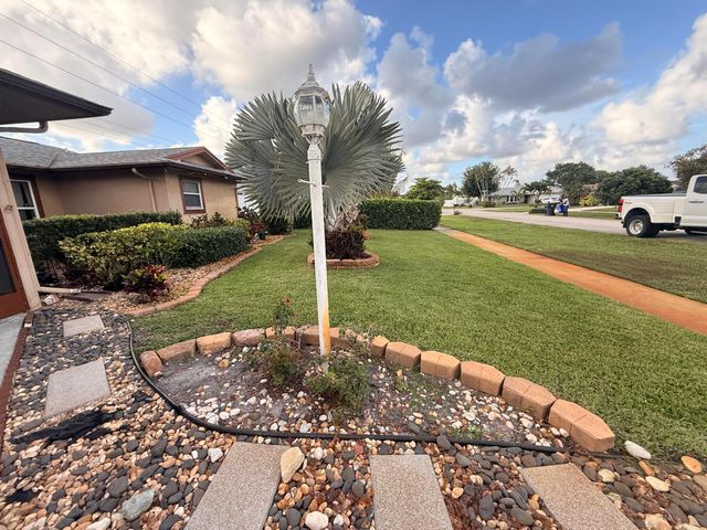 5279 W Woodstone Cir Circle W, Lake Worth, FL 33463
