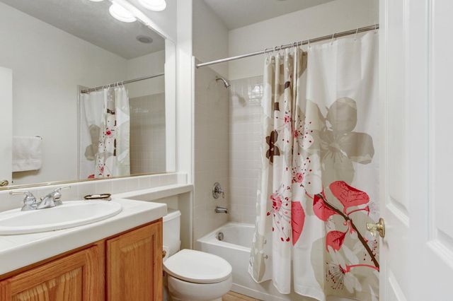 2272 Ryedale Ln, Sacramento, CA 95835