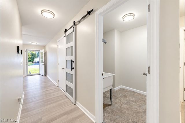 1393 Cross Cove, Austintown, OH 44515